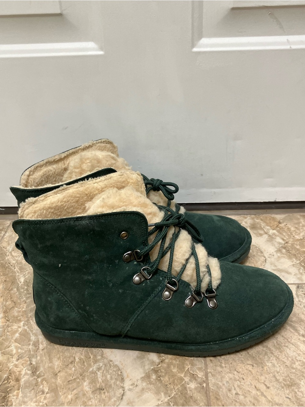 BEARPAW Kerri Boots Suede & Wool Lace-up with NeverWet Green Size 12